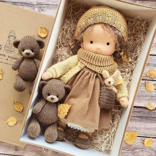 MEELANO Håndlavet Waldorf dukke Brun kjole