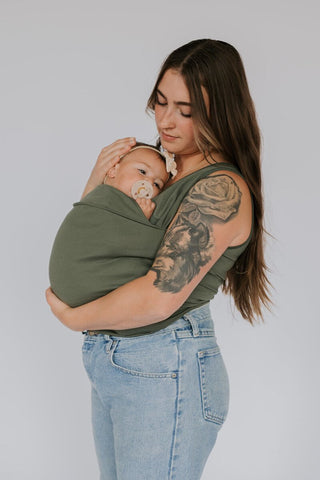 Babydrager Sling T-shirt - Stijlvol en Moeiteloos Dragen Mama Olijfgroen