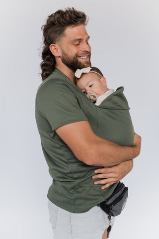 Babydrager Sling T-shirt - Stijlvol en Moeiteloos Dragen Papa Olijfgroen