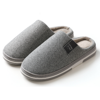 Comfortabele unisex slippers, warm en comfortabel voor thuis. Lichtgrijs