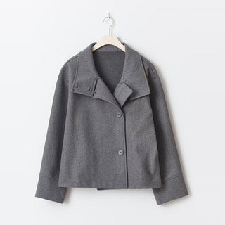 Dubbelknoops kort jasje, luxe stijl, warm materiaal