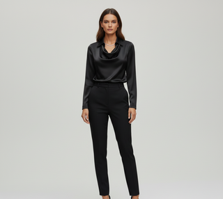Sahara | Dames Blouse – Luxueus Satijn, Elegante Zachte Kraag & Zijdezachte Glans Zwart