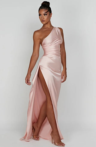 Naraya | Dames Maxi-jurk – Geplooid Satijn, Eén Schouder & Elegante Split
