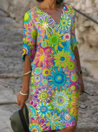 Thara | Jurk met V-hals en bloemenprint groen