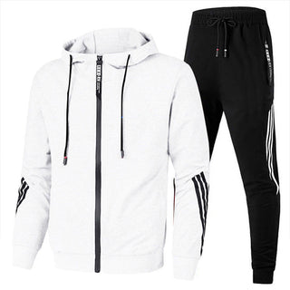 Heren trainingspak. Hoogwaardig materiaal. Tijdloze stijl. wit