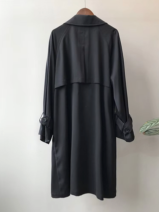 Juliane | Tijdloze lange waterdichte trenchcoat