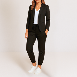 Monique | Elegant en comfortabel damespak Zwart