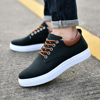 David Sneakers | Stoere herensneakers met witte zool Zwart