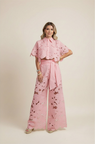 Chloé | Tweedelige zomerset voor dames – bloemenpatroon en luchtig borduurwerk Roze