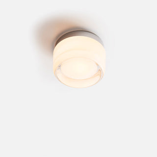 Wandlamp met kuiltjes, zacht licht en gewatteerd patroon, sfeervolle uitstraling. Wit
