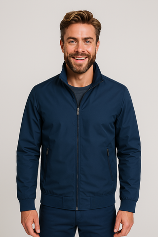 Windjack voor heren, met hoge kraag en ritssluiting. blauw