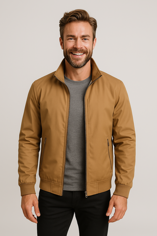 Windjack voor heren, met hoge kraag en ritssluiting. khaki