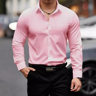 Wit, nauwsluitend overhemd met lange mouwen voor heren, perfect voor op kantoor of in de vrije tijd. roze