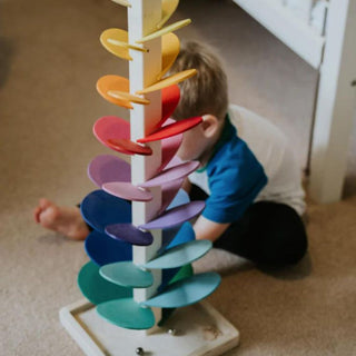 Interactieve Regenboog Knikkertoren - Luca
