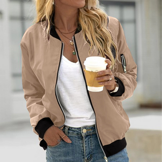 Dames Trendy Bomberjas voor Comfort en Stijl in het Dagelijks Leven Beige
